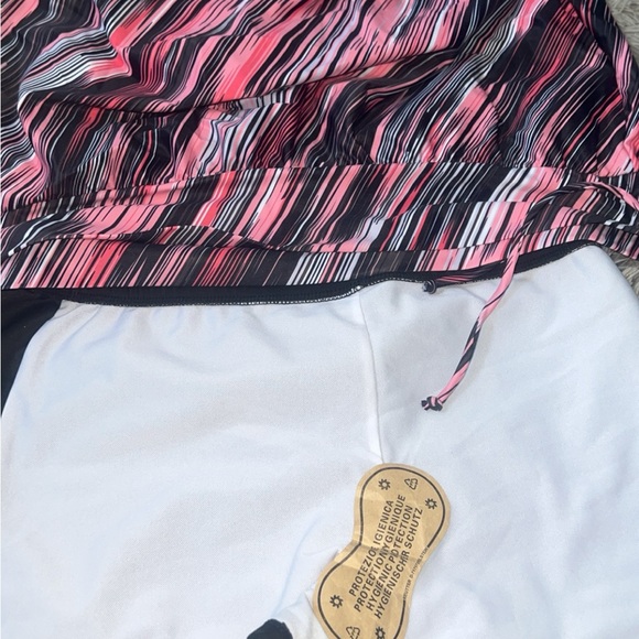 Hillock - Picture 5 of 7